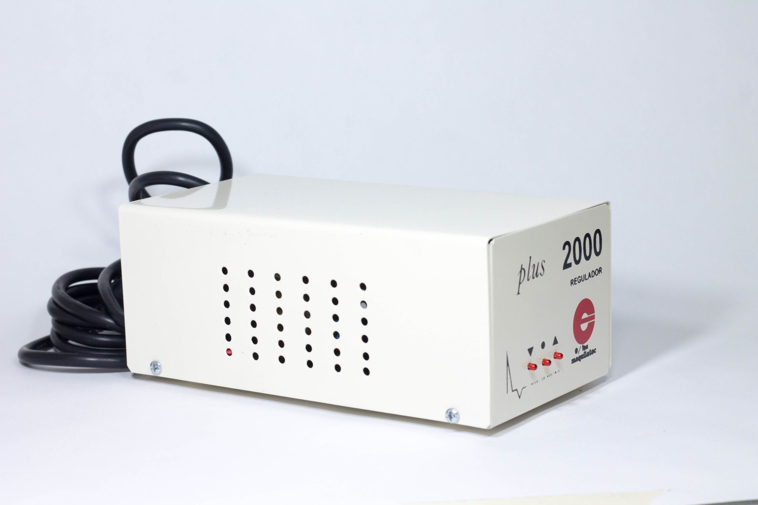 Regulador / 2000 w / plus / recomendado para refrigerador